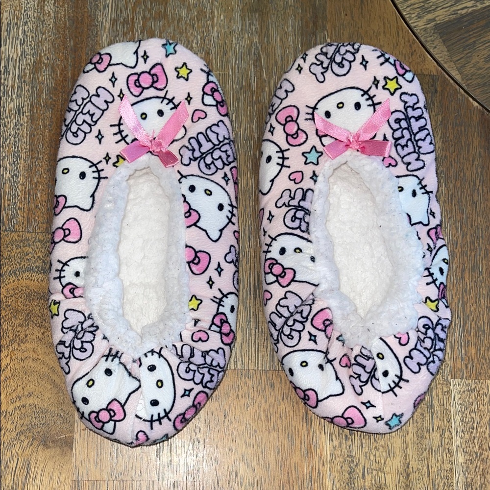 Sanrio Hello Kitty Pink Slipper Booties House Shoes Faux Shearling Size 5/6‎